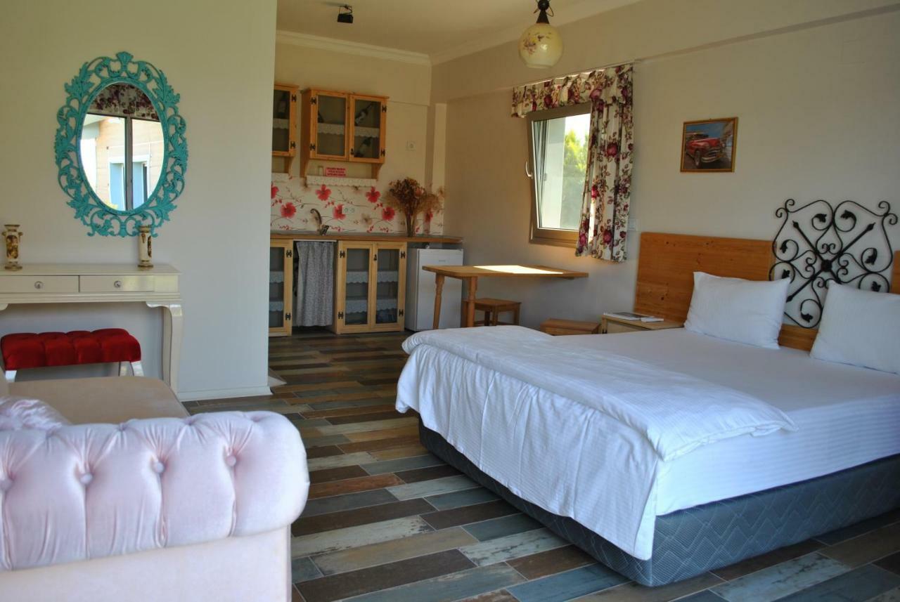 La Vida Otel Urla Kültér fotó